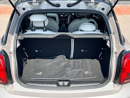 Mini Hatch COOPER EXCLUSIVE 66