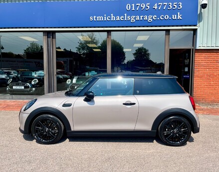 Mini Hatch COOPER EXCLUSIVE 11