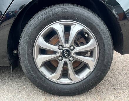 Hyundai i20 MPI SE 13