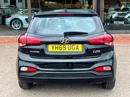 Hyundai i20 MPI SE 6