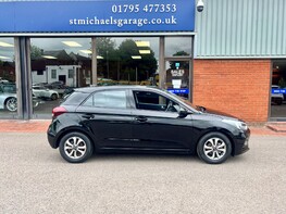 Hyundai i20 MPI SE 9