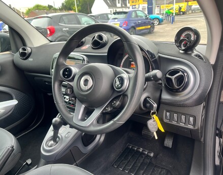 Smart Fortwo Coupe PRIME PREMIUM T 18