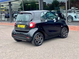 Smart Fortwo Coupe PRIME PREMIUM T 8