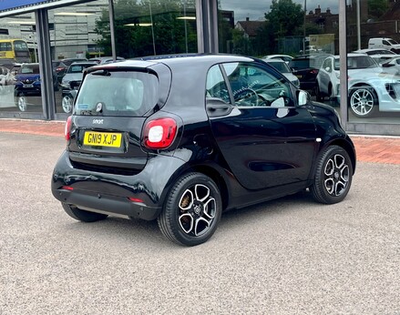 Smart Fortwo Coupe PRIME PREMIUM T 8