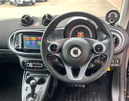Smart Fortwo Coupe PRIME PREMIUM T 19