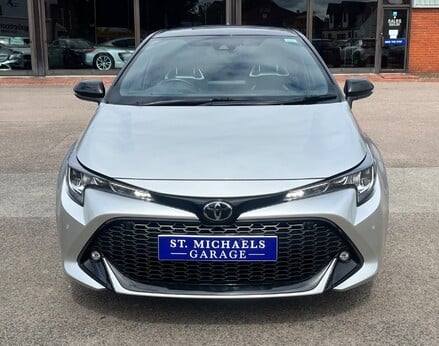 Toyota Corolla GR SPORT 5