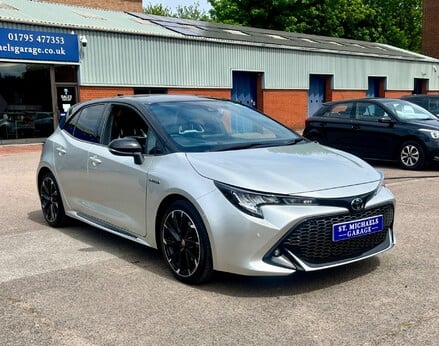 Toyota Corolla GR SPORT 4