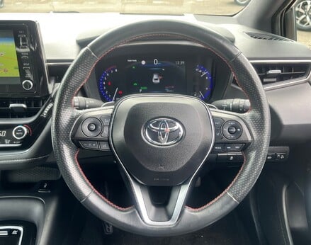 Toyota Corolla GR SPORT 20