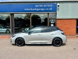 Toyota Corolla GR SPORT 11