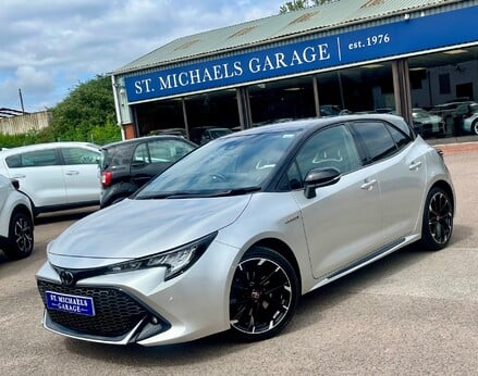 Toyota Corolla GR SPORT 1