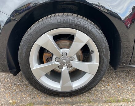 Audi A1 TFSI SPORT 13