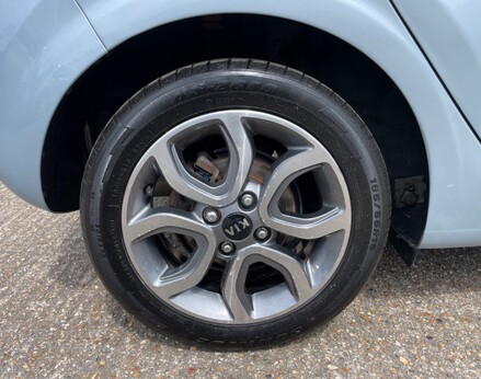 Kia Picanto WAVE 15