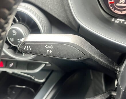 Audi TT TFSI BLACK EDITION 56