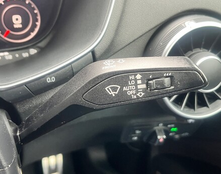 Audi TT TFSI BLACK EDITION 58
