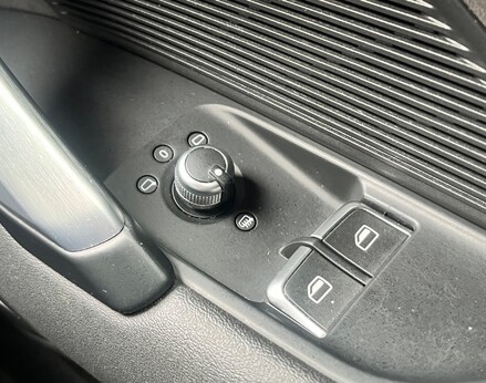 Audi TT TFSI BLACK EDITION 60