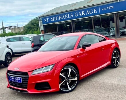 Audi TT TFSI BLACK EDITION 1