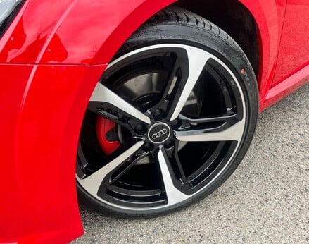 Audi TT TFSI BLACK EDITION 3