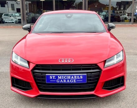 Audi TT TFSI BLACK EDITION 5