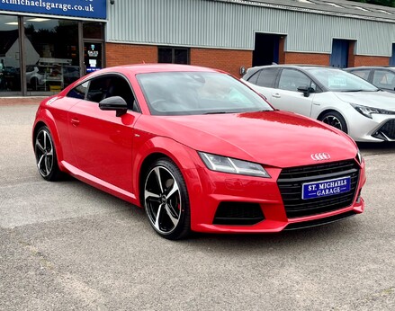 Audi TT TFSI BLACK EDITION 4