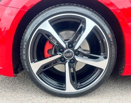 Audi TT TFSI BLACK EDITION 13