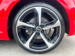 Audi TT TFSI BLACK EDITION 14