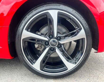 Audi TT TFSI BLACK EDITION 14