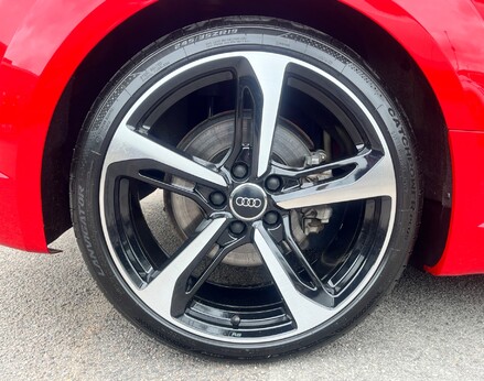 Audi TT TFSI BLACK EDITION 15