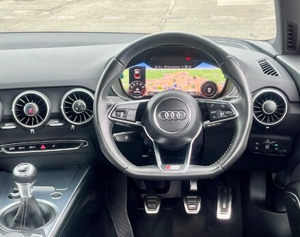 Audi TT TFSI BLACK EDITION 19