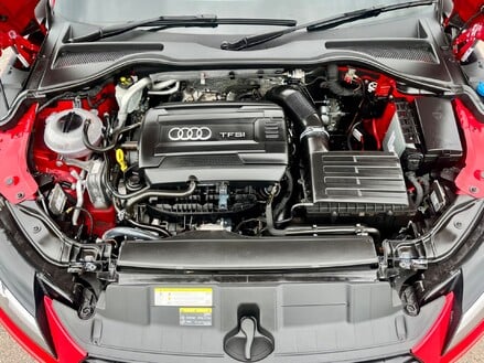 Audi TT TFSI BLACK EDITION