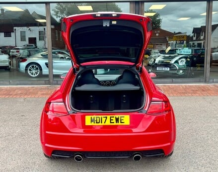 Audi TT TFSI BLACK EDITION 65