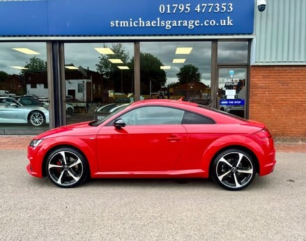 Audi TT TFSI BLACK EDITION 11
