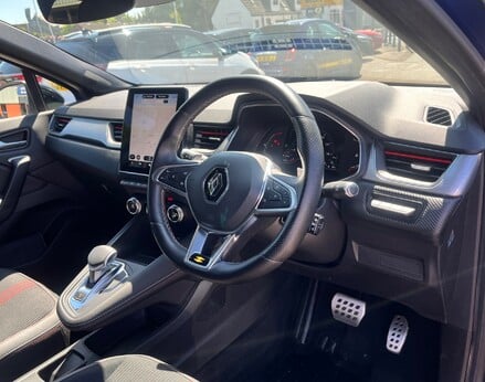 Renault Captur RS LINE TCE EDC 18