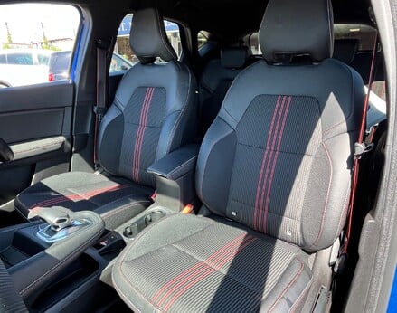 Renault Captur RS LINE TCE EDC 61