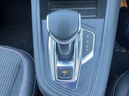 Renault Captur RS LINE TCE EDC 48