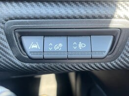Renault Captur RS LINE TCE EDC 58