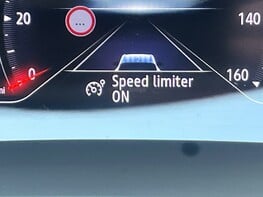 Renault Captur RS LINE TCE EDC 24