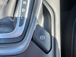 Ford Mondeo TITANIUM EDITION HEV 47
