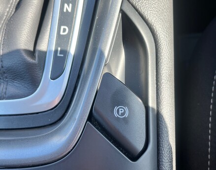 Ford Mondeo TITANIUM EDITION HEV 47