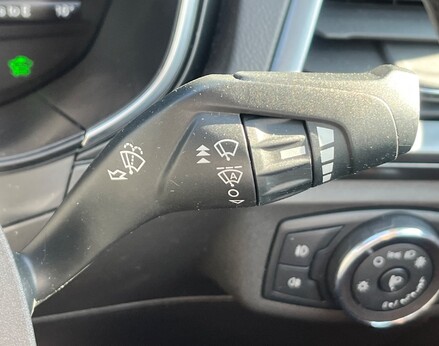 Ford Mondeo TITANIUM EDITION HEV 54