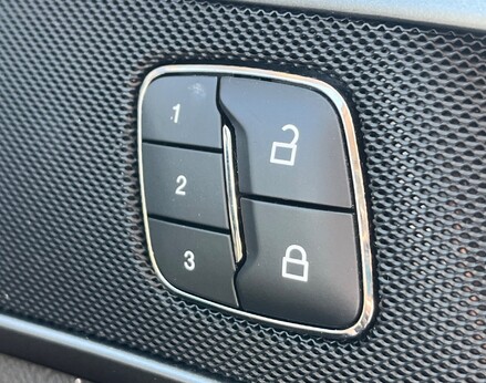 Ford Mondeo TITANIUM EDITION HEV 58