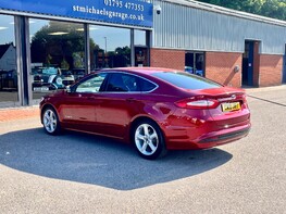Ford Mondeo TITANIUM EDITION HEV 9