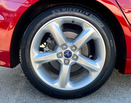 Ford Mondeo TITANIUM EDITION HEV 15