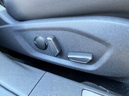 Ford Mondeo TITANIUM EDITION HEV 60