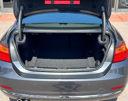 BMW 4 Series 428I LUXURY 64