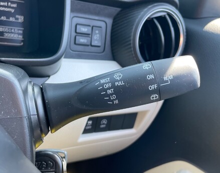 Suzuki Ignis SZ-T DUALJET SHVS MHEV 41