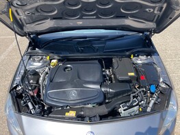 Mercedes-Benz A Class A 180 AMG LINE 7