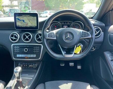 Mercedes-Benz A Class A 180 AMG LINE 18