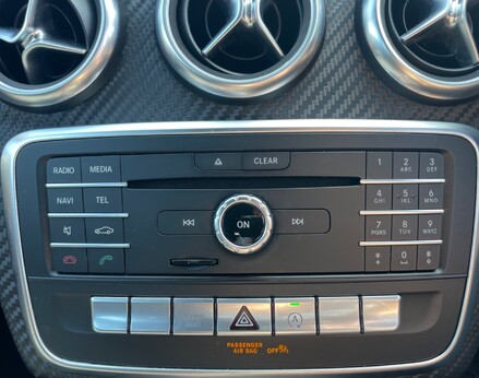 Mercedes-Benz A Class A 180 AMG LINE 38