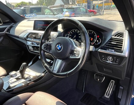 BMW X3 XDRIVE30D M SPORT 18
