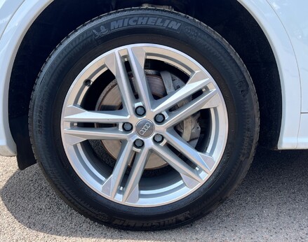 Audi Q5 TDI QUATTRO S LINE 13